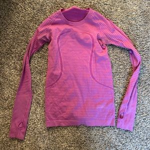 Lululemon long sleeve size 4. Good condition